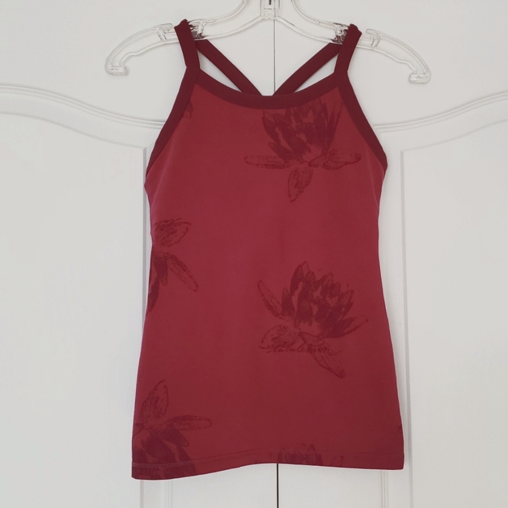 Lululemon Y-back tank top yoga running Pink Floral Print Back pocket size 4